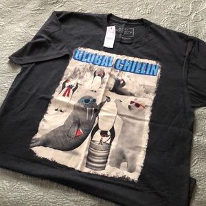 Men’s t shirt Global Chillin sz L NWT